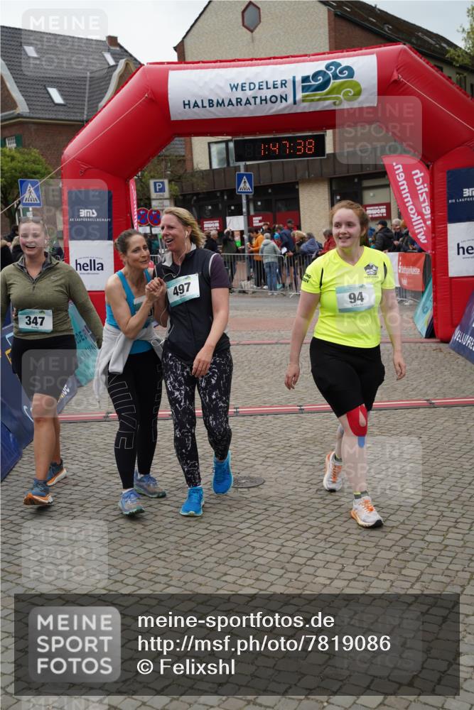 04.05.2025 - 8. Wedeler Halbmarathon Felixshl http://msf.ph/oto/7819086 04.05.2025 11:47:36 Ziel 94, 347, 497, 501 meine-sportfotos.de