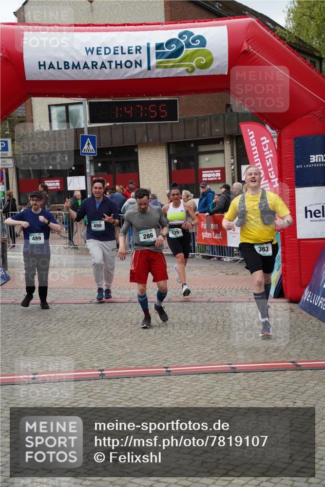 04.05.2025 - 8. Wedeler Halbmarathon Felixshl http://msf.ph/oto/7819107 04.05.2025 11:47:53 Ziel 125, 286, 363, 489, 490, 1187 meine-sportfotos.de