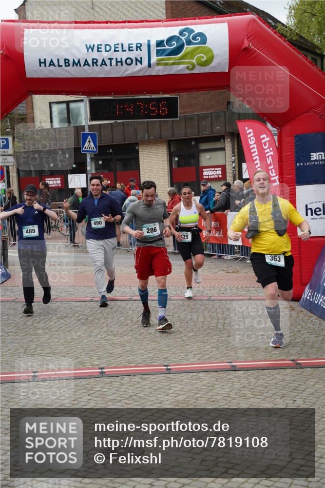 04.05.2025 - 8. Wedeler Halbmarathon Felixshl http://msf.ph/oto/7819108 04.05.2025 11:47:54 Ziel 125, 286, 363, 489, 490, 511 meine-sportfotos.de