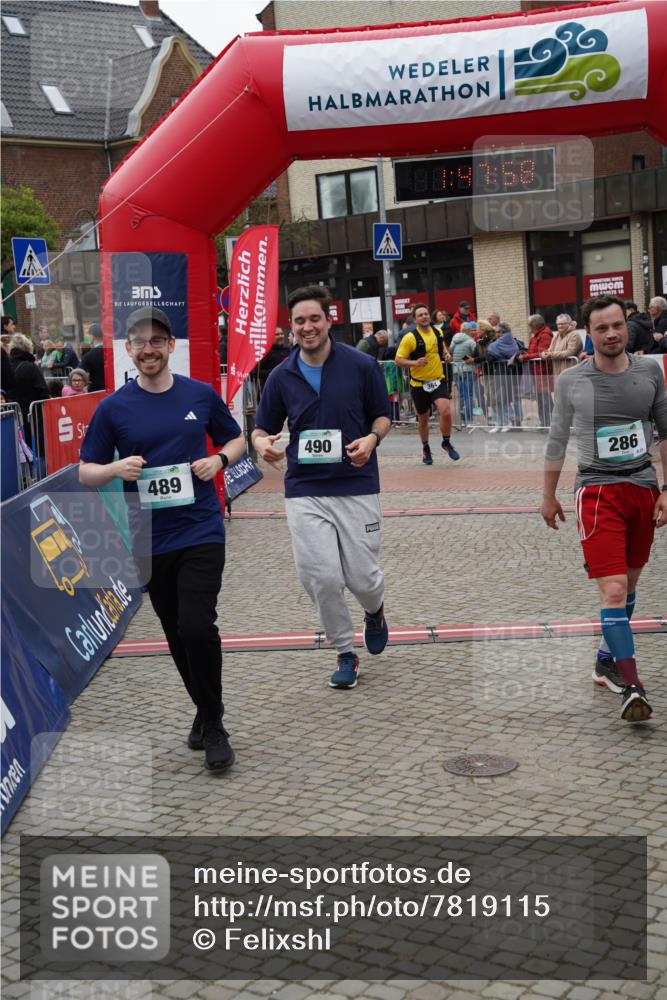 04.05.2025 - 8. Wedeler Halbmarathon Felixshl http://msf.ph/oto/7819115 04.05.2025 11:47:56 Ziel 125, 286, 363, 364, 489, 490, 511 meine-sportfotos.de