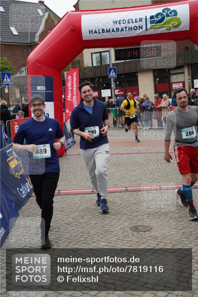 04.05.2025 - 8. Wedeler Halbmarathon Felixshl http://msf.ph/oto/7819116 04.05.2025 11:47:56 Ziel 125, 286, 363, 364, 489, 490, 511 meine-sportfotos.de