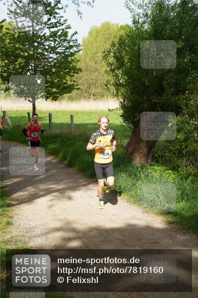 04.05.2025 - 8. Wedeler Halbmarathon Felixshl http://msf.ph/oto/7819160 04.05.2025 10:01:07 Laufen 993, 578 meine-sportfotos.de