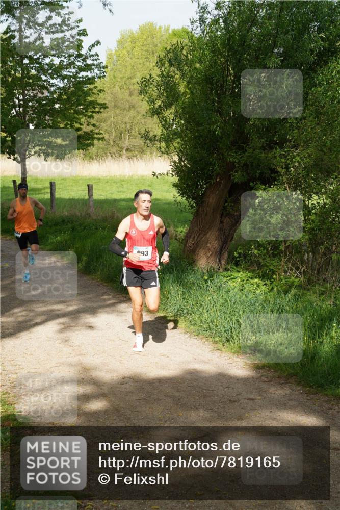 04.05.2025 - 8. Wedeler Halbmarathon Felixshl http://msf.ph/oto/7819165 04.05.2025 10:01:08 Laufen 184, 093 meine-sportfotos.de
