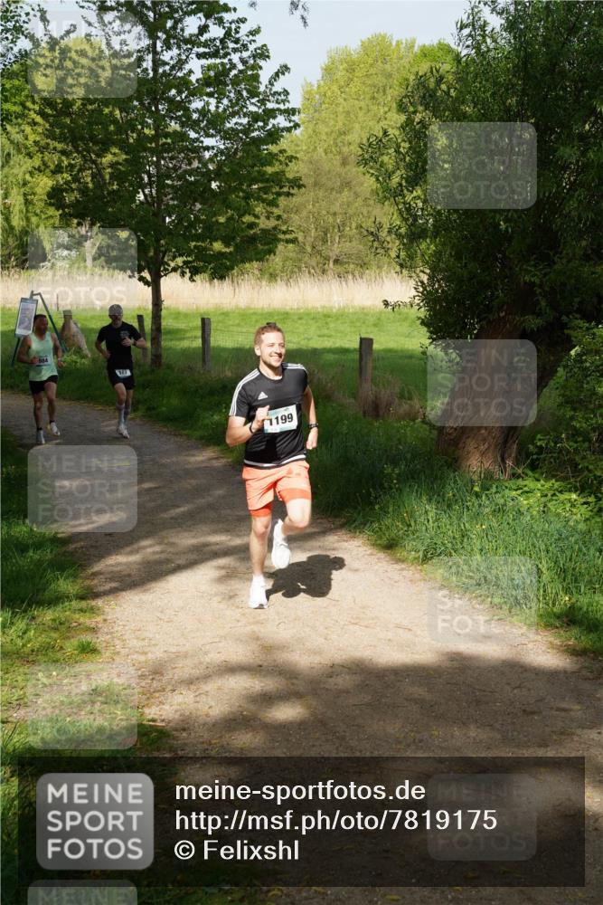 04.05.2025 - 8. Wedeler Halbmarathon Felixshl http://msf.ph/oto/7819175 04.05.2025 10:01:12 Laufen 187, 1199 meine-sportfotos.de