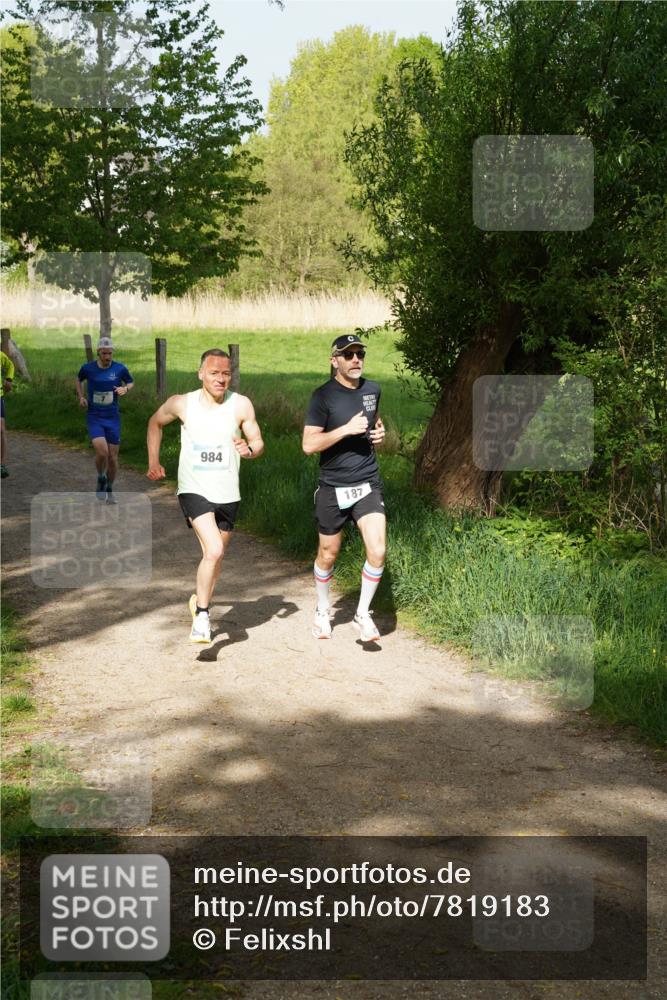 04.05.2025 - 8. Wedeler Halbmarathon Felixshl http://msf.ph/oto/7819183 04.05.2025 10:01:15 Laufen 984, 187 meine-sportfotos.de