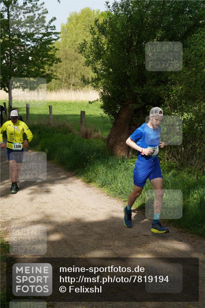 04.05.2025 - 8. Wedeler Halbmarathon Felixshl http://msf.ph/oto/7819194 04.05.2025 10:01:18 Laufen 1206 meine-sportfotos.de