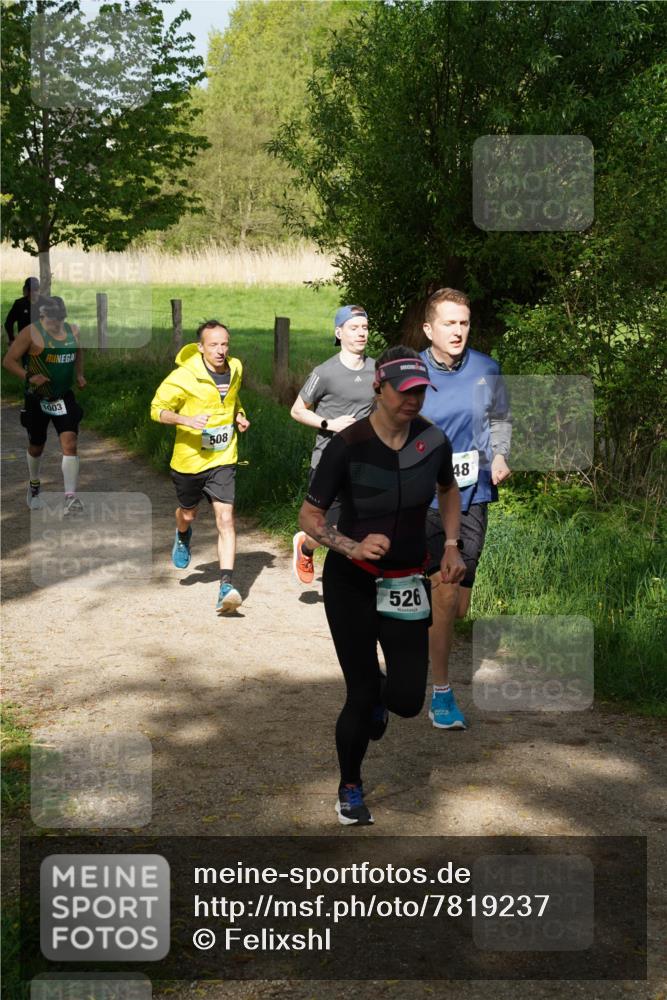 04.05.2025 - 8. Wedeler Halbmarathon Felixshl http://msf.ph/oto/7819237 04.05.2025 10:01:31 Laufen 1003, 508, 526, 48 meine-sportfotos.de