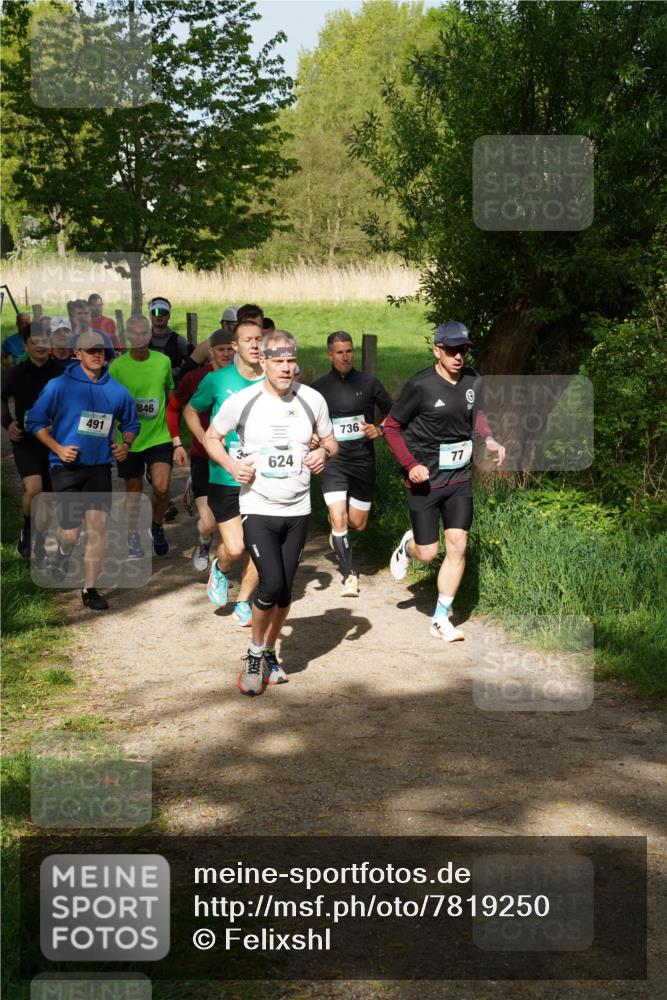 04.05.2025 - 8. Wedeler Halbmarathon Felixshl http://msf.ph/oto/7819250 04.05.2025 10:01:35 Laufen 491, 846, 624, 736, 77 meine-sportfotos.de