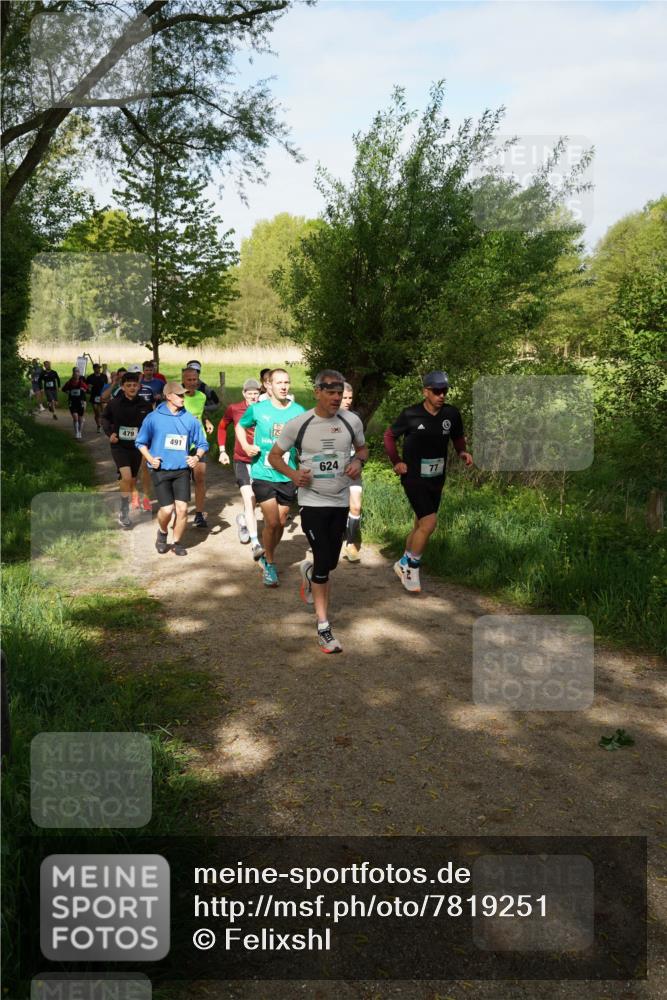 04.05.2025 - 8. Wedeler Halbmarathon Felixshl http://msf.ph/oto/7819251 04.05.2025 10:01:36 Laufen 479, 491, 624, 77 meine-sportfotos.de