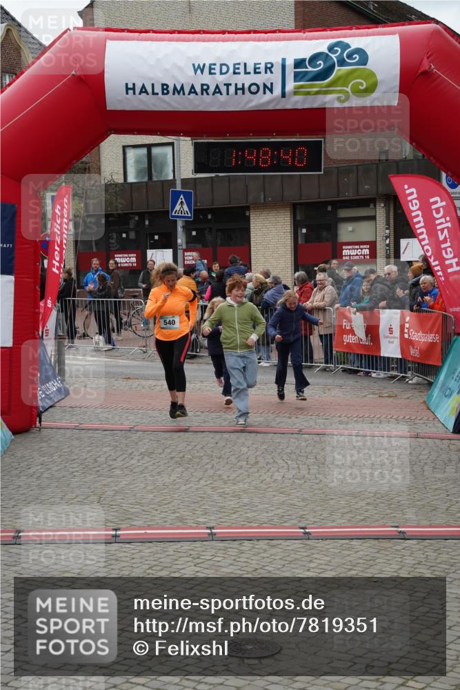 04.05.2025 - 8. Wedeler Halbmarathon Felixshl http://msf.ph/oto/7819351 04.05.2025 11:48:38 Ziel 312, 540, 668 meine-sportfotos.de