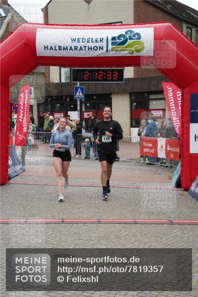 04.05.2025 - 8. Wedeler Halbmarathon Felixshl http://msf.ph/oto/7819357 04.05.2025 12:12:31 Ziel 110, 111 meine-sportfotos.de