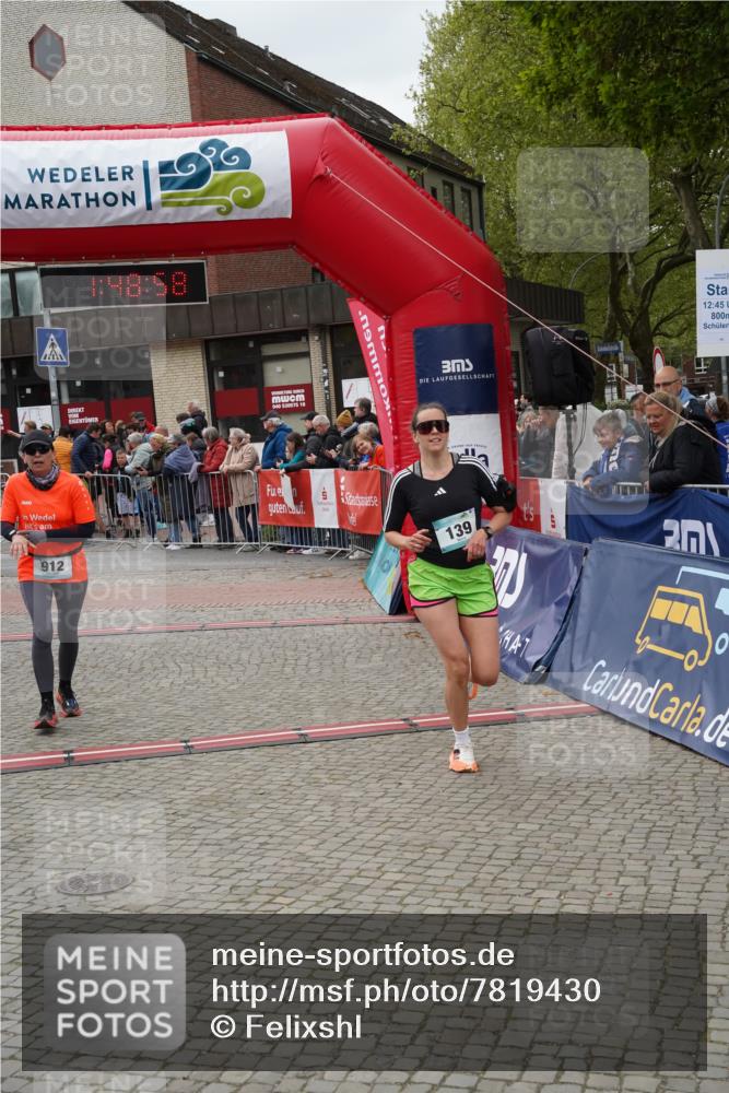 04.05.2025 - 8. Wedeler Halbmarathon Felixshl http://msf.ph/oto/7819430 04.05.2025 11:48:55 Ziel 139, 710, 912 meine-sportfotos.de