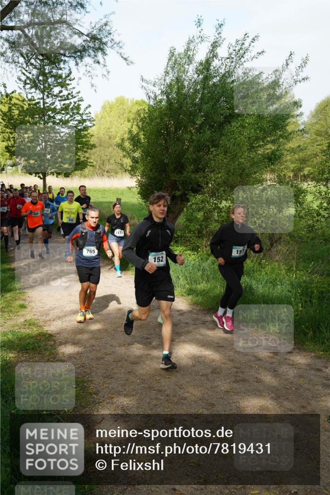 04.05.2025 - 8. Wedeler Halbmarathon Felixshl http://msf.ph/oto/7819431 04.05.2025 10:02:00 Laufen 949, 415, 935, 765, 1177, 152, 157 meine-sportfotos.de