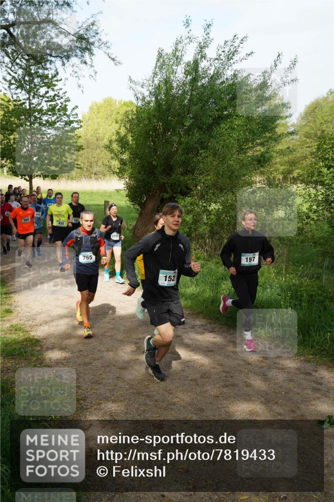04.05.2025 - 8. Wedeler Halbmarathon Felixshl http://msf.ph/oto/7819433 04.05.2025 10:02:00 Laufen 949, 415, 935, 325, 765, 1171, 7, 152, 157 meine-sportfotos.de