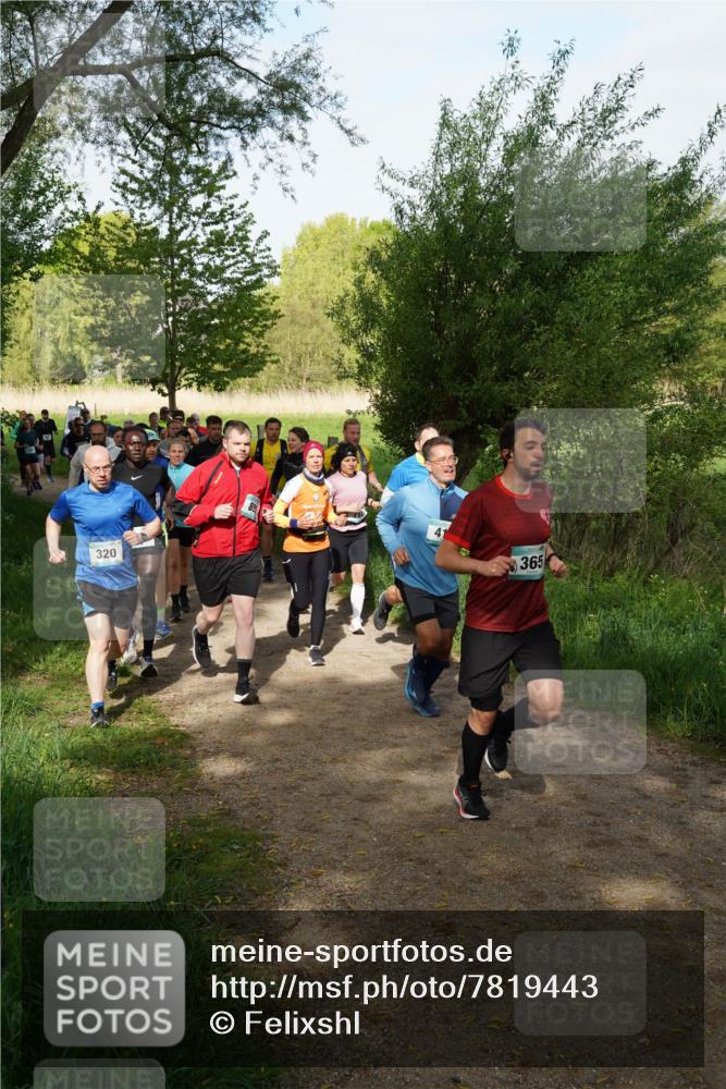 04.05.2025 - 8. Wedeler Halbmarathon Felixshl http://msf.ph/oto/7819443 04.05.2025 10:02:03 Laufen 320, 41, 365 meine-sportfotos.de