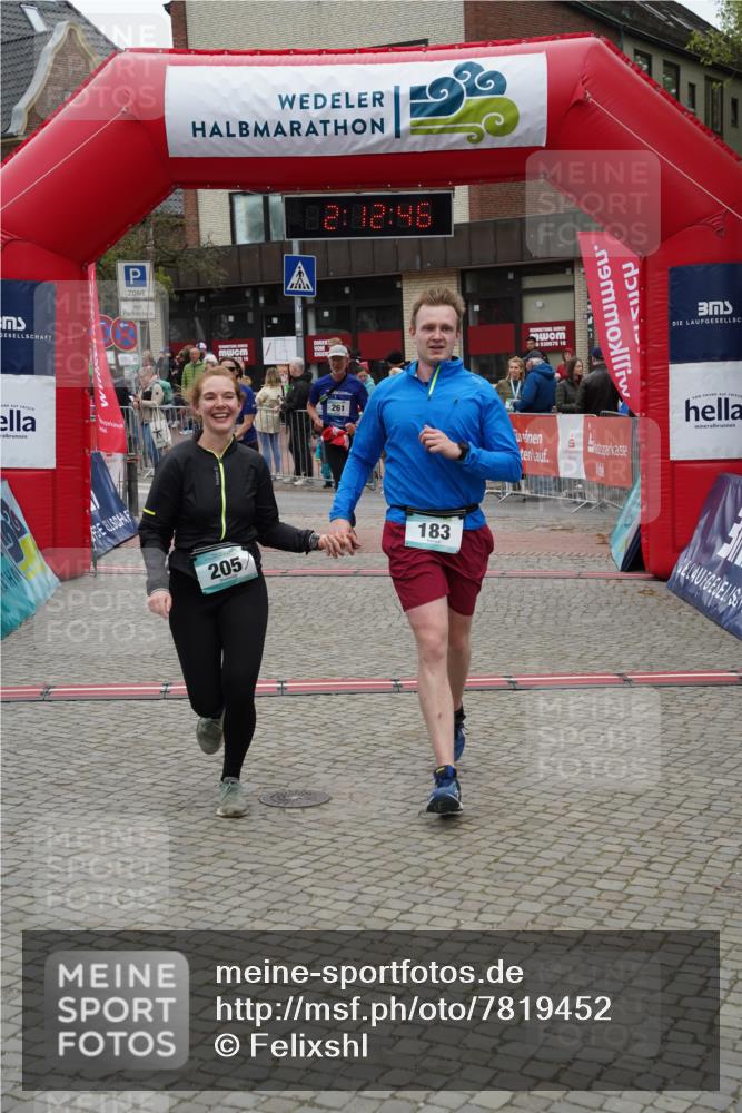 04.05.2025 - 8. Wedeler Halbmarathon Felixshl http://msf.ph/oto/7819452 04.05.2025 12:12:44 Ziel 183, 205, 223, 261, 477 meine-sportfotos.de