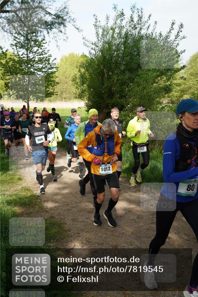 04.05.2025 - 8. Wedeler Halbmarathon Felixshl http://msf.ph/oto/7819545 04.05.2025 10:02:09 Laufen 428, 866, 1012, 147, 80 meine-sportfotos.de