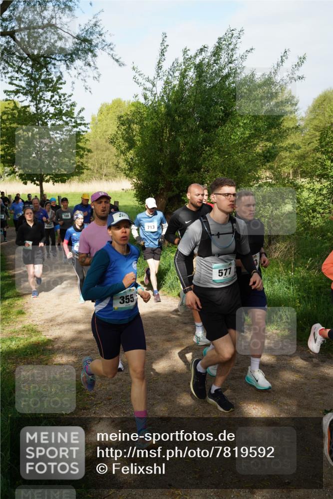 04.05.2025 - 8. Wedeler Halbmarathon Felixshl http://msf.ph/oto/7819592 04.05.2025 10:02:23 Laufen 1149, 168, 713, 355, 577 meine-sportfotos.de