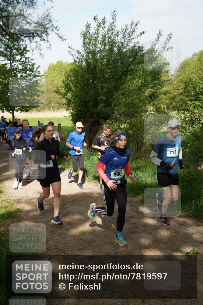 04.05.2025 - 8. Wedeler Halbmarathon Felixshl http://msf.ph/oto/7819597 04.05.2025 10:02:25 Laufen 317, 291, 398, 960, 713 meine-sportfotos.de