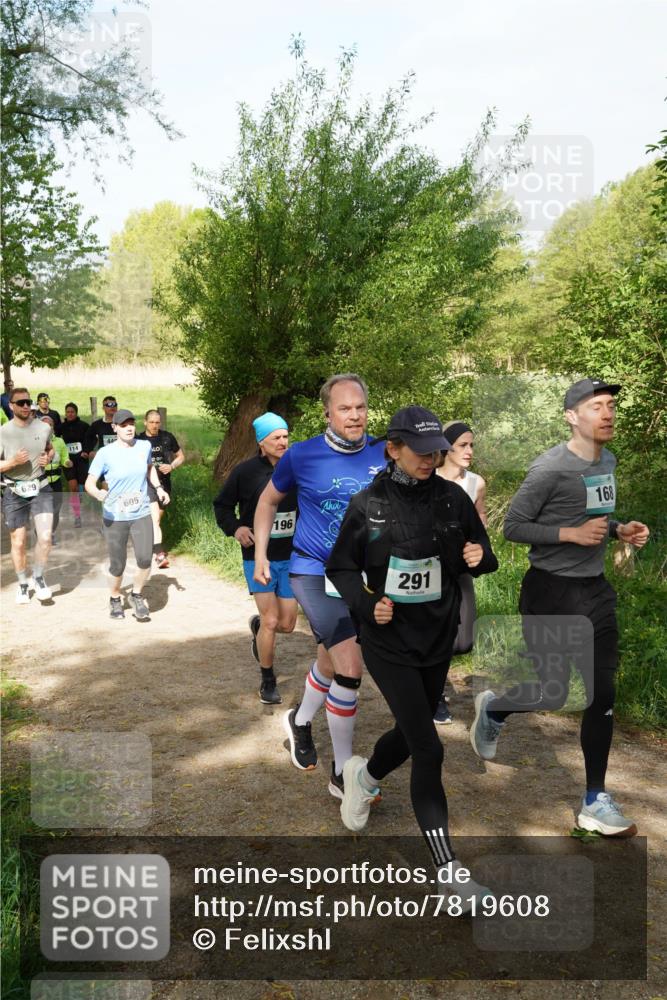 04.05.2025 - 8. Wedeler Halbmarathon Felixshl http://msf.ph/oto/7819608 04.05.2025 10:02:27 Laufen 629, 605, 196, 291, 168 meine-sportfotos.de