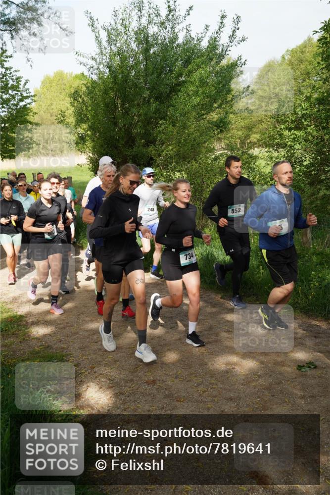 04.05.2025 - 8. Wedeler Halbmarathon Felixshl http://msf.ph/oto/7819641 04.05.2025 10:02:38 Laufen 248, 552, 734 meine-sportfotos.de