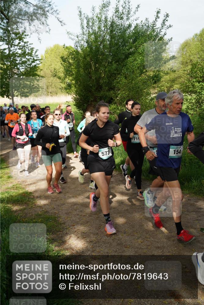 04.05.2025 - 8. Wedeler Halbmarathon Felixshl http://msf.ph/oto/7819643 04.05.2025 10:02:39 Laufen 723, 141, 1000, 2023, 573, 719, 154 meine-sportfotos.de