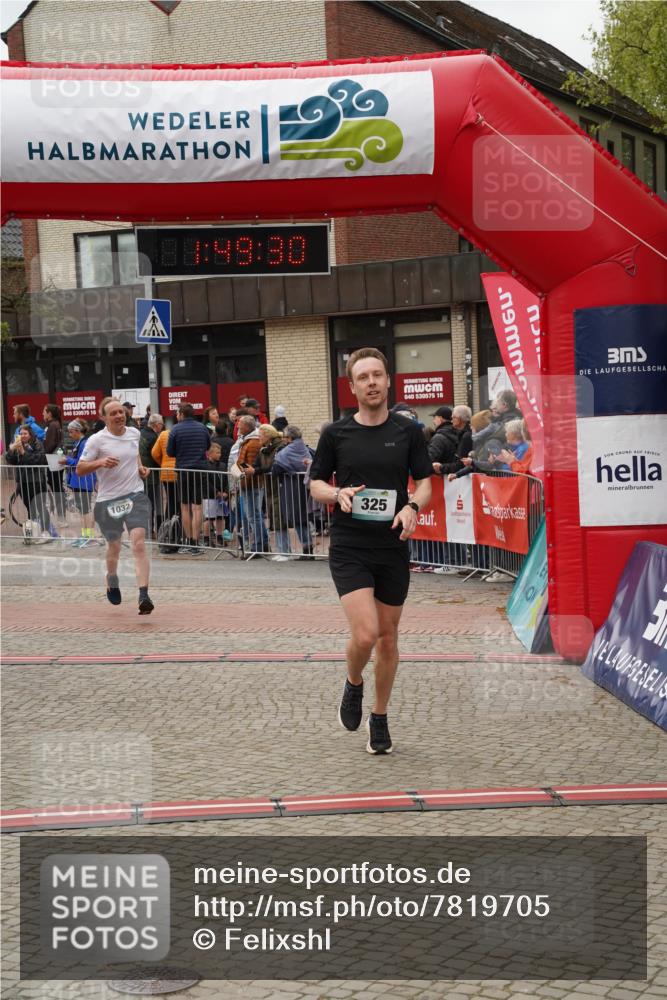 04.05.2025 - 8. Wedeler Halbmarathon Felixshl http://msf.ph/oto/7819705 04.05.2025 11:49:28 Ziel 325, 1032, 1196 meine-sportfotos.de