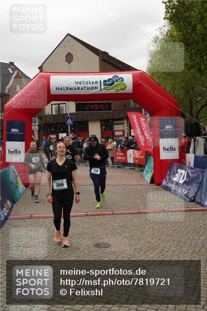 04.05.2025 - 8. Wedeler Halbmarathon Felixshl http://msf.ph/oto/7819721 04.05.2025 11:49:38 Ziel 66, 283, 366, 738, 1054, 1055 meine-sportfotos.de