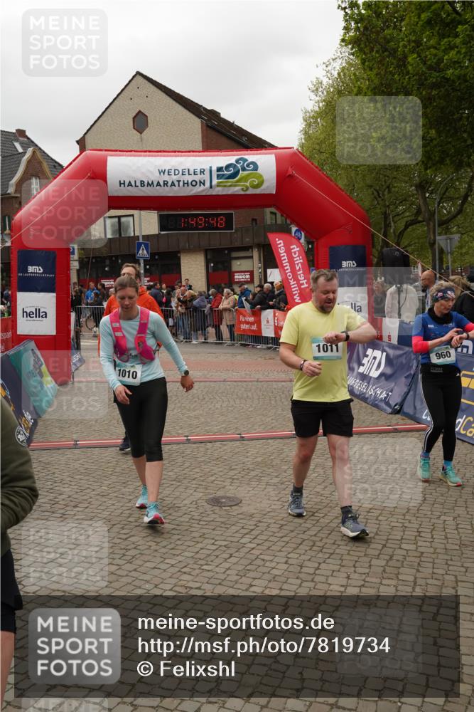 04.05.2025 - 8. Wedeler Halbmarathon Felixshl http://msf.ph/oto/7819734 04.05.2025 11:49:46 Ziel 283, 293, 960, 1010, 1011, 1055 meine-sportfotos.de