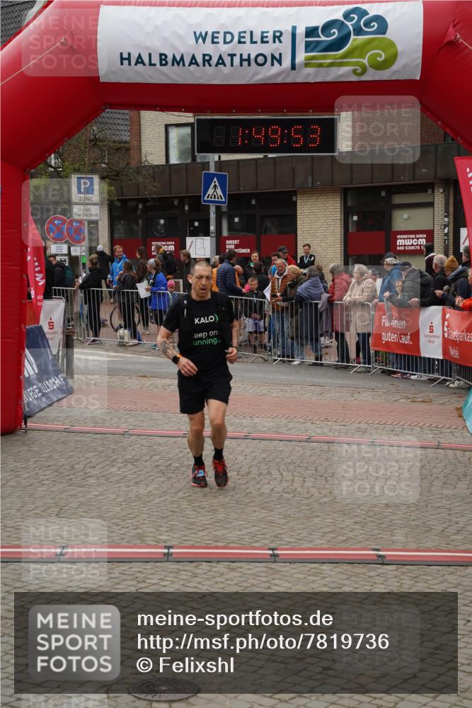 04.05.2025 - 8. Wedeler Halbmarathon Felixshl http://msf.ph/oto/7819736 04.05.2025 11:49:51 Ziel 841 meine-sportfotos.de