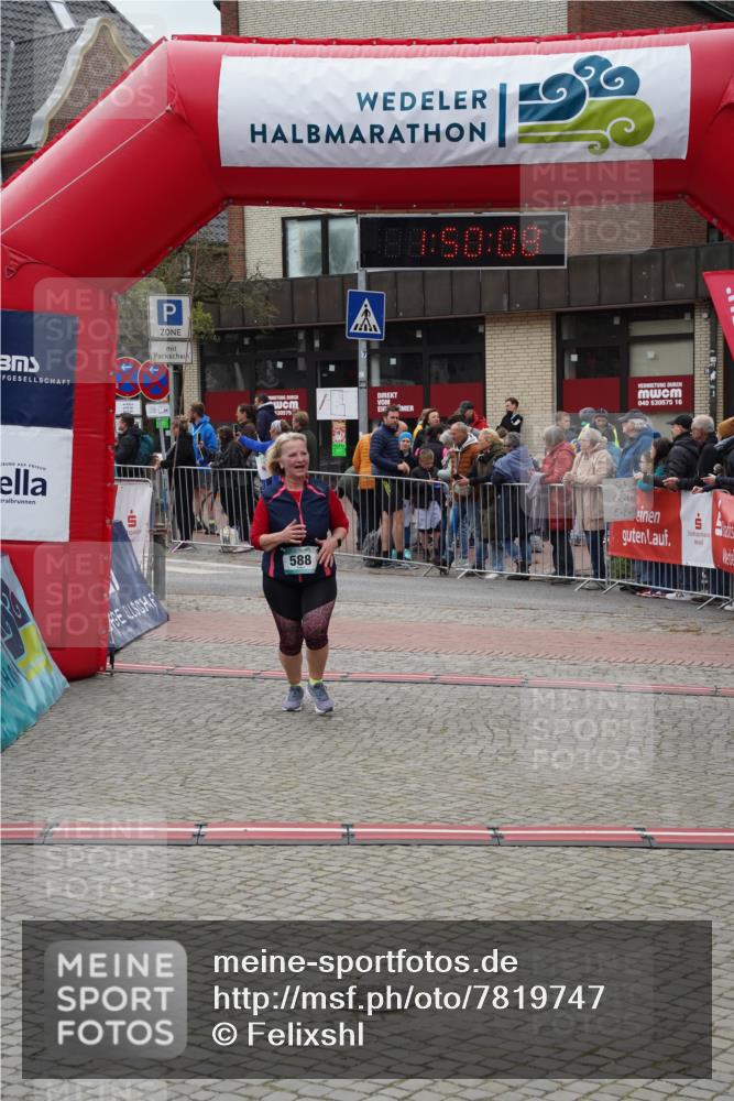 04.05.2025 - 8. Wedeler Halbmarathon Felixshl http://msf.ph/oto/7819747 04.05.2025 11:50:06 Ziel 588 meine-sportfotos.de