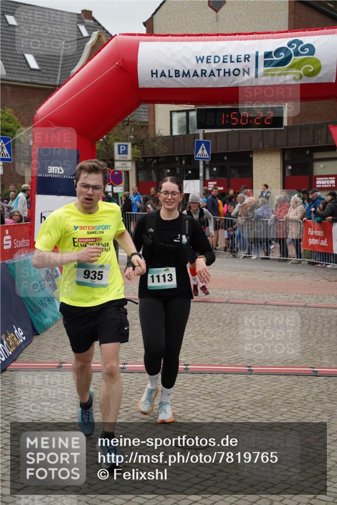 04.05.2025 - 8. Wedeler Halbmarathon Felixshl http://msf.ph/oto/7819765 04.05.2025 11:50:20 Ziel 376, 552, 935, 1113 meine-sportfotos.de