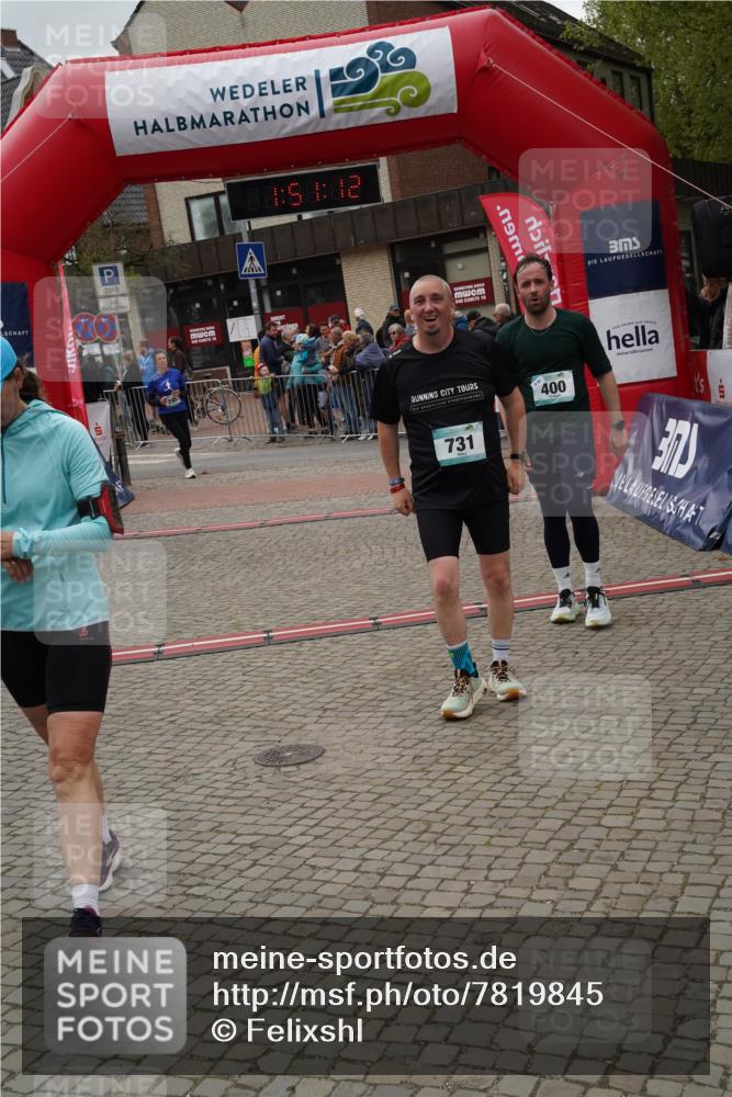 04.05.2025 - 8. Wedeler Halbmarathon Felixshl http://msf.ph/oto/7819845 04.05.2025 11:51:10 Ziel 295, 400, 528, 731 meine-sportfotos.de