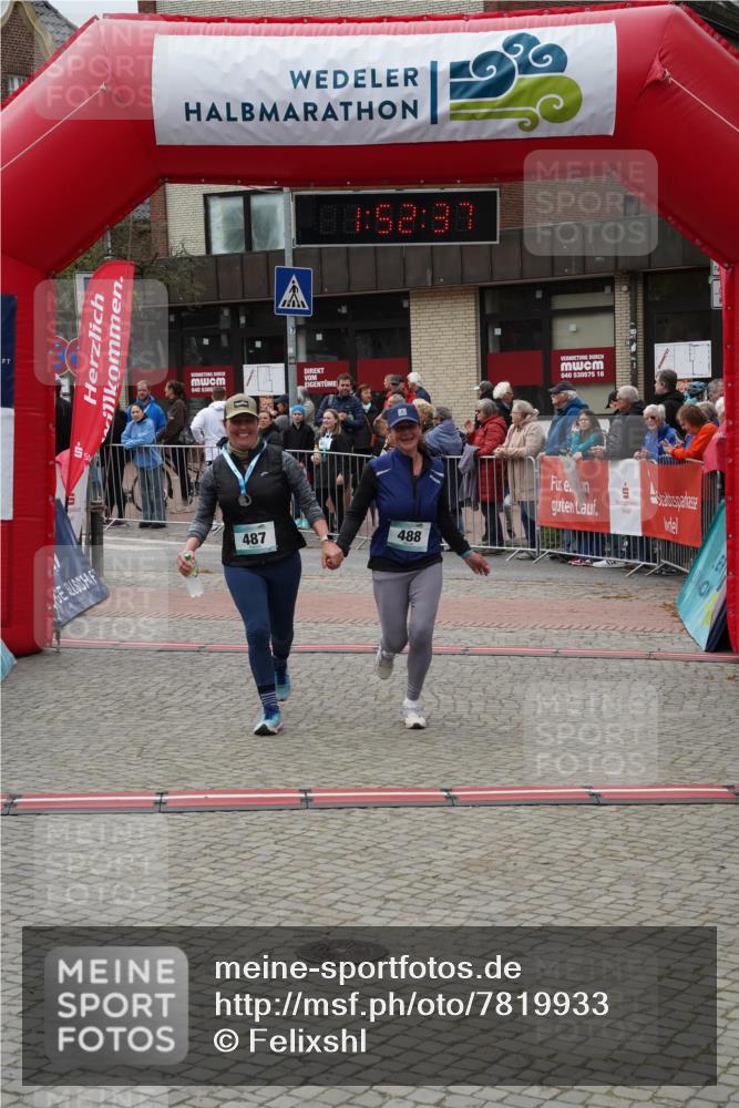 04.05.2025 - 8. Wedeler Halbmarathon Felixshl http://msf.ph/oto/7819933 04.05.2025 11:52:35 Ziel 488 meine-sportfotos.de