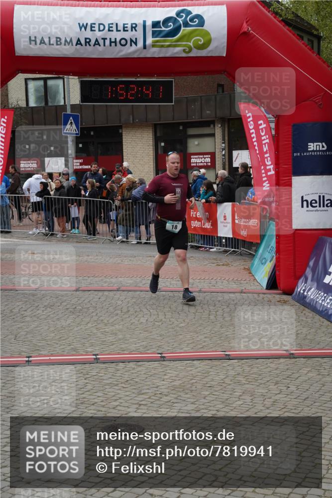 04.05.2025 - 8. Wedeler Halbmarathon Felixshl http://msf.ph/oto/7819941 04.05.2025 11:52:39 Ziel 18, 488 meine-sportfotos.de