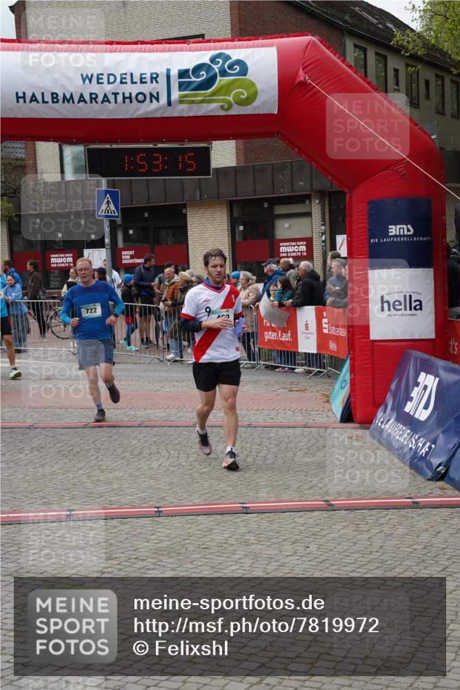 04.05.2025 - 8. Wedeler Halbmarathon Felixshl http://msf.ph/oto/7819972 04.05.2025 11:53:13 Ziel 50, 462, 722 meine-sportfotos.de