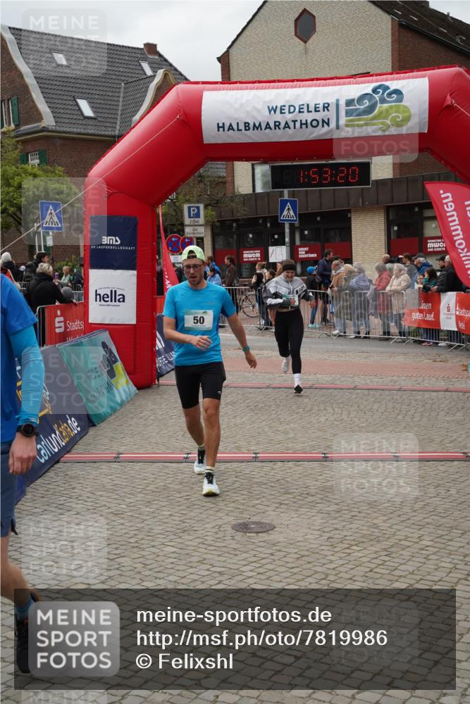 04.05.2025 - 8. Wedeler Halbmarathon Felixshl http://msf.ph/oto/7819986 04.05.2025 11:53:18 Ziel 50, 462, 722, 726 meine-sportfotos.de