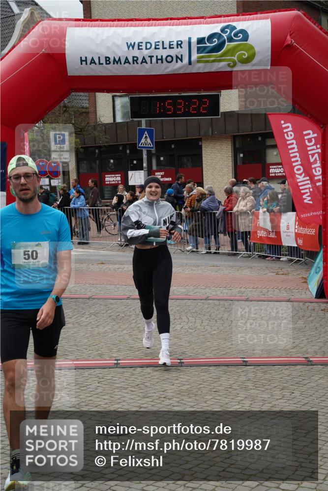 04.05.2025 - 8. Wedeler Halbmarathon Felixshl http://msf.ph/oto/7819987 04.05.2025 11:53:20 Ziel 50, 726 meine-sportfotos.de