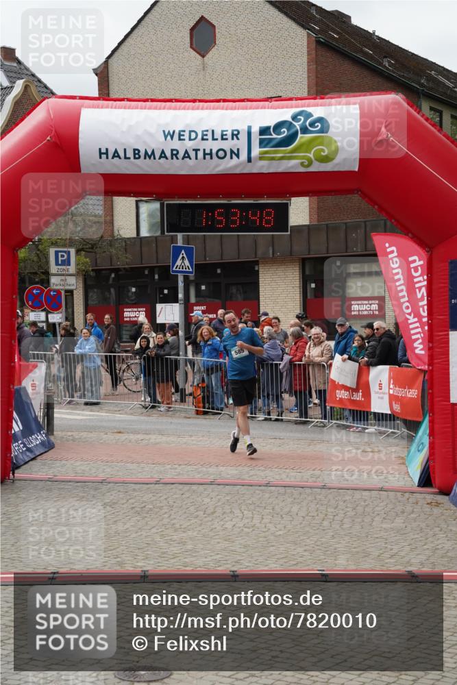 04.05.2025 - 8. Wedeler Halbmarathon Felixshl http://msf.ph/oto/7820010 04.05.2025 11:53:46 Ziel 585 meine-sportfotos.de
