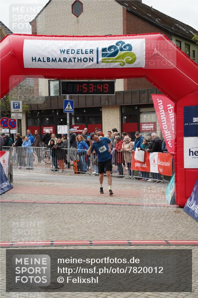 04.05.2025 - 8. Wedeler Halbmarathon Felixshl http://msf.ph/oto/7820012 04.05.2025 11:53:47 Ziel 585 meine-sportfotos.de