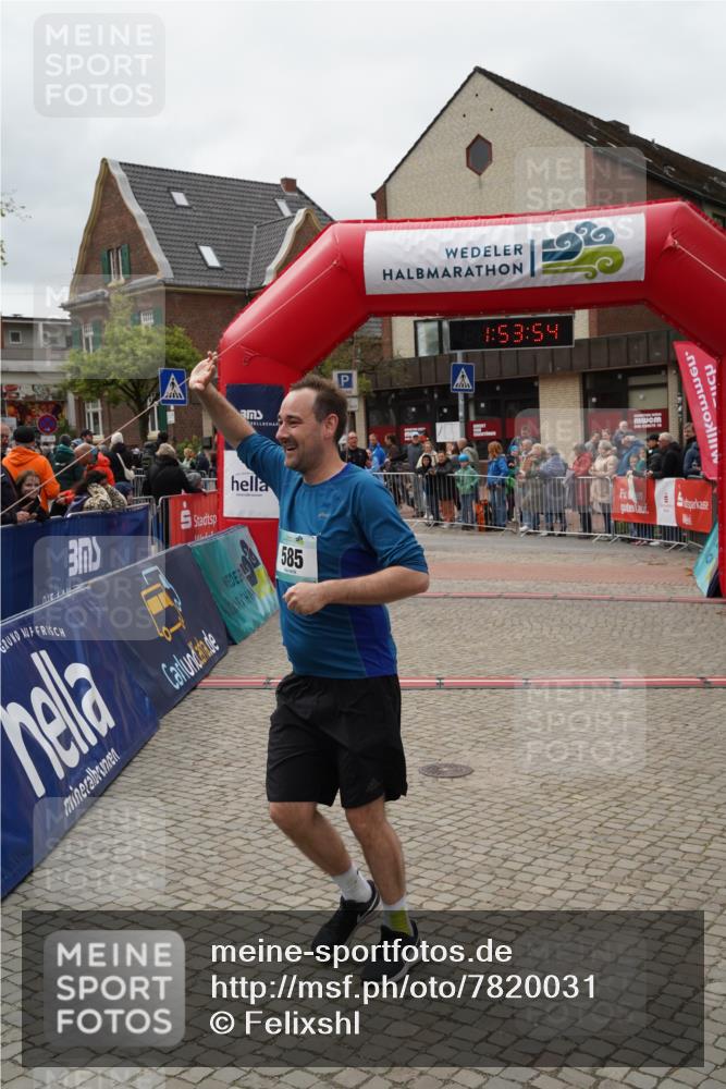 04.05.2025 - 8. Wedeler Halbmarathon Felixshl http://msf.ph/oto/7820031 04.05.2025 11:53:52 Ziel 222, 585 meine-sportfotos.de
