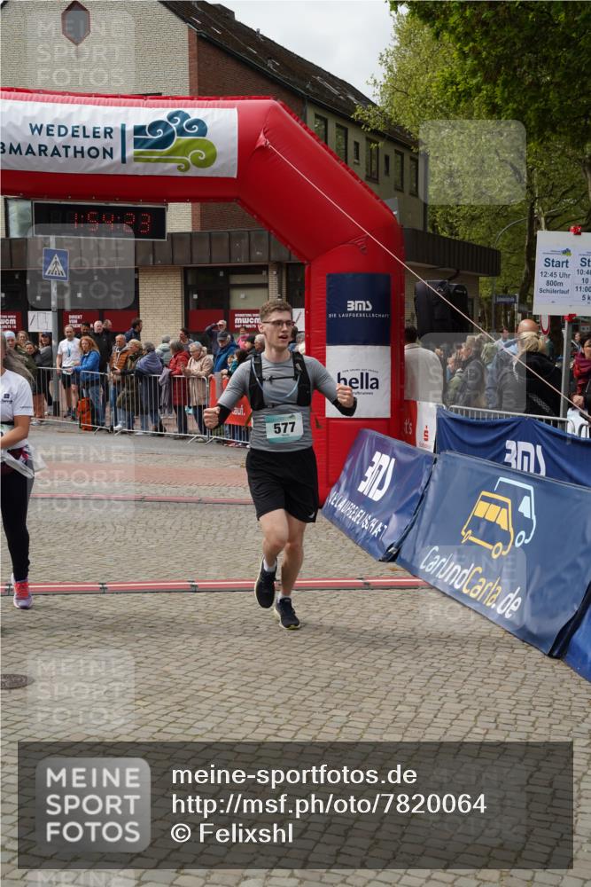 04.05.2025 - 8. Wedeler Halbmarathon Felixshl http://msf.ph/oto/7820064 04.05.2025 11:54:21 Ziel 360, 577, 1013 meine-sportfotos.de