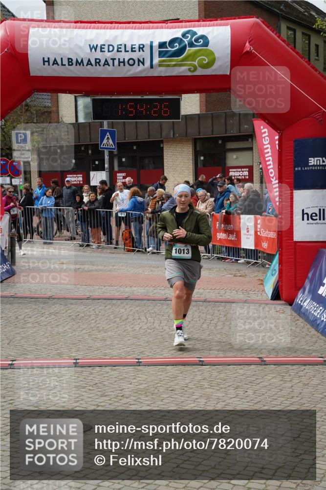 04.05.2025 - 8. Wedeler Halbmarathon Felixshl http://msf.ph/oto/7820074 04.05.2025 11:54:24 Ziel 317, 360, 577, 1013 meine-sportfotos.de