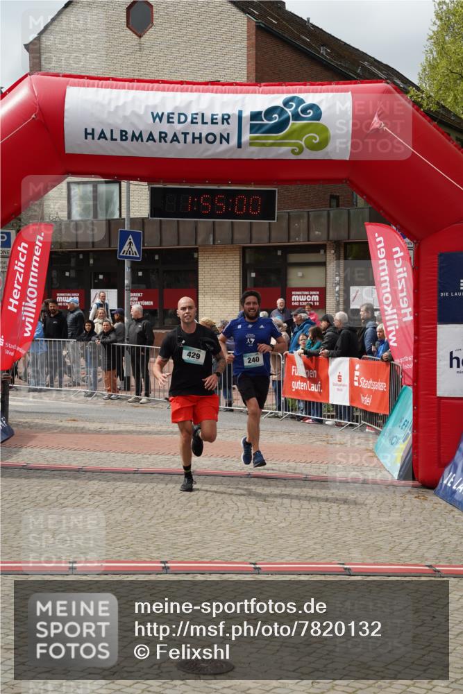 04.05.2025 - 8. Wedeler Halbmarathon Felixshl http://msf.ph/oto/7820132 04.05.2025 11:54:58 Ziel 240, 248, 429, 719, 720, 873 meine-sportfotos.de