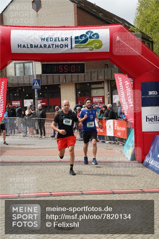 04.05.2025 - 8. Wedeler Halbmarathon Felixshl http://msf.ph/oto/7820134 04.05.2025 11:54:59 Ziel 240, 429, 719, 720, 873 meine-sportfotos.de