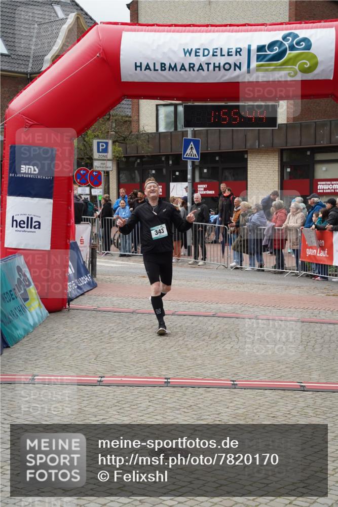 04.05.2025 - 8. Wedeler Halbmarathon Felixshl http://msf.ph/oto/7820170 04.05.2025 11:55:42 Ziel 343 meine-sportfotos.de