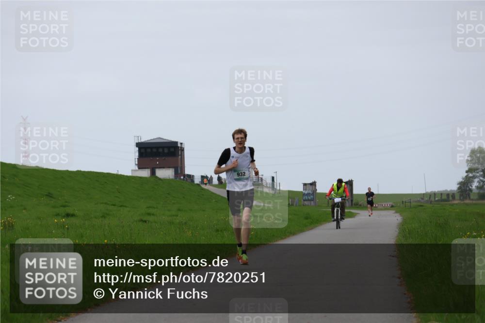 04.05.2025 - 8. Wedeler Halbmarathon Yannick Fuchs http://msf.ph/oto/7820251 04.05.2025 11:07:47 Laufen 932 meine-sportfotos.de