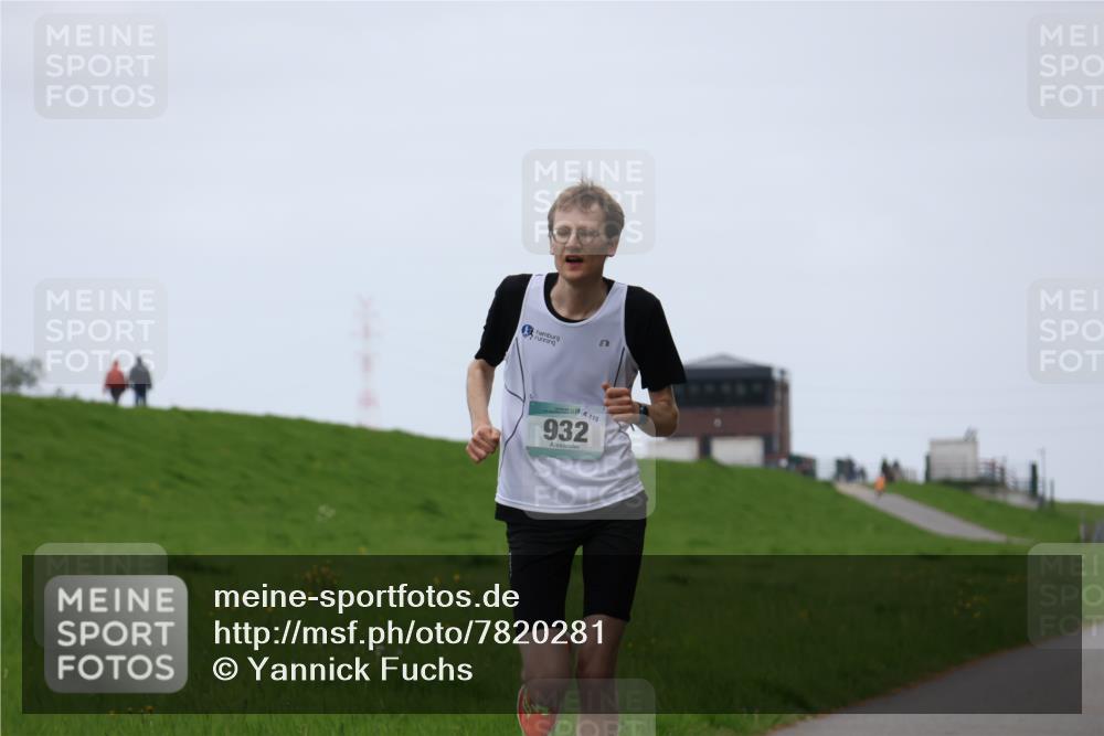 04.05.2025 - 8. Wedeler Halbmarathon Yannick Fuchs http://msf.ph/oto/7820281 04.05.2025 11:07:51 Laufen 115, 932 meine-sportfotos.de