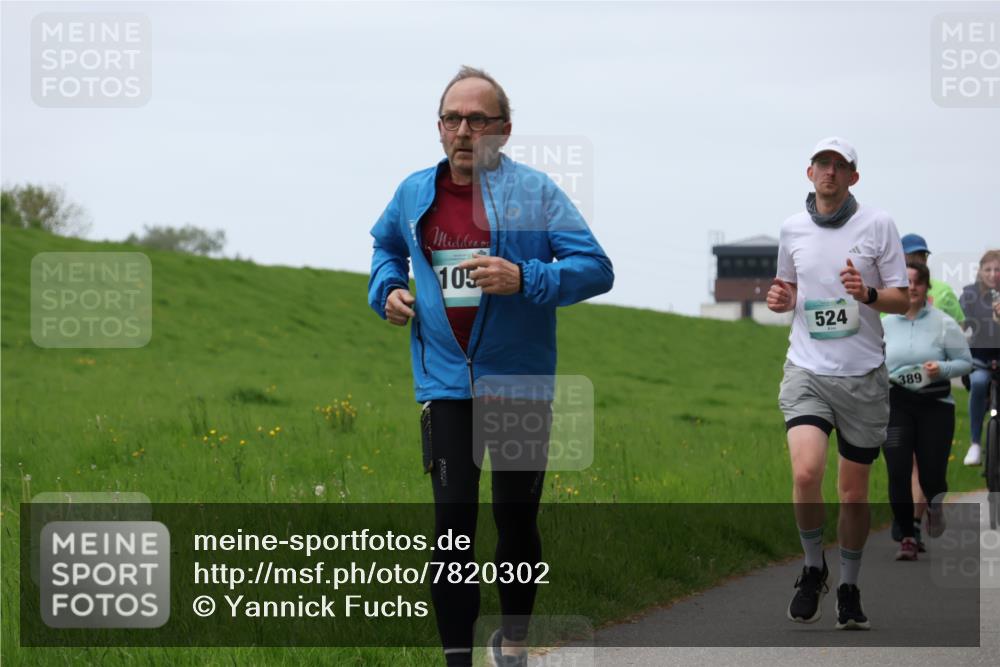 04.05.2025 - 8. Wedeler Halbmarathon Yannick Fuchs http://msf.ph/oto/7820302 04.05.2025 11:27:29 Laufen  meine-sportfotos.de