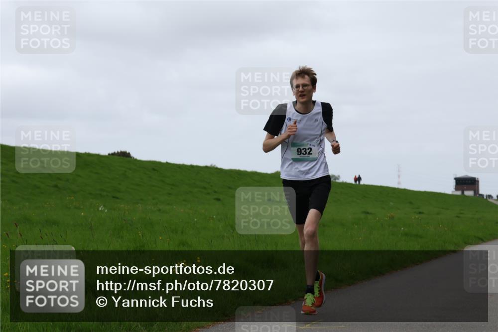 04.05.2025 - 8. Wedeler Halbmarathon Yannick Fuchs http://msf.ph/oto/7820307 04.05.2025 11:07:52 Laufen 115, 932 meine-sportfotos.de